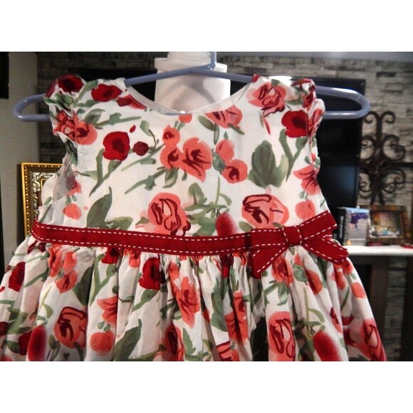 Beautiful Pumpkin Patch 24 Month Dress White wirh Red Flowers & Red Bow. - Picture 3 of 6